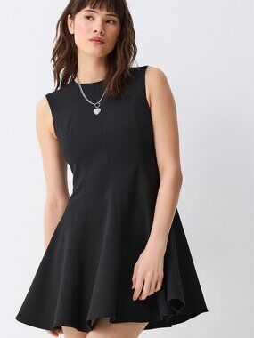 New Pretty Garden Fitted-waist flared tailored dress